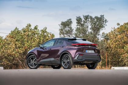 Test: Toyota C-HR 1.8 Hybrid 140Ps